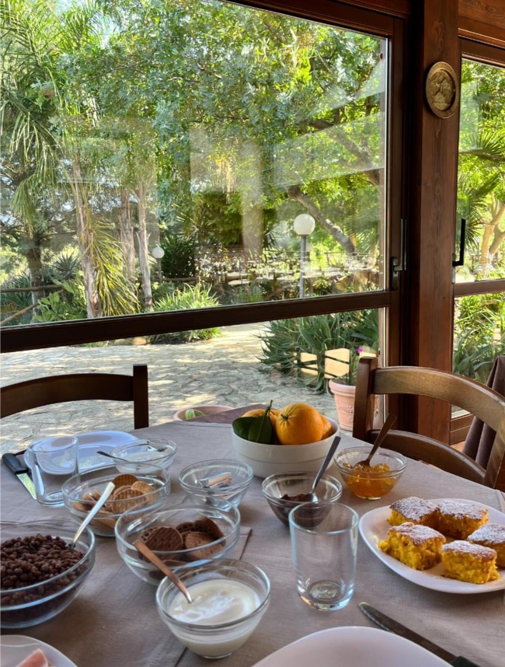 Agriturismo Tenute Pispisa Segesta Calatafimi Buitenkant foto
